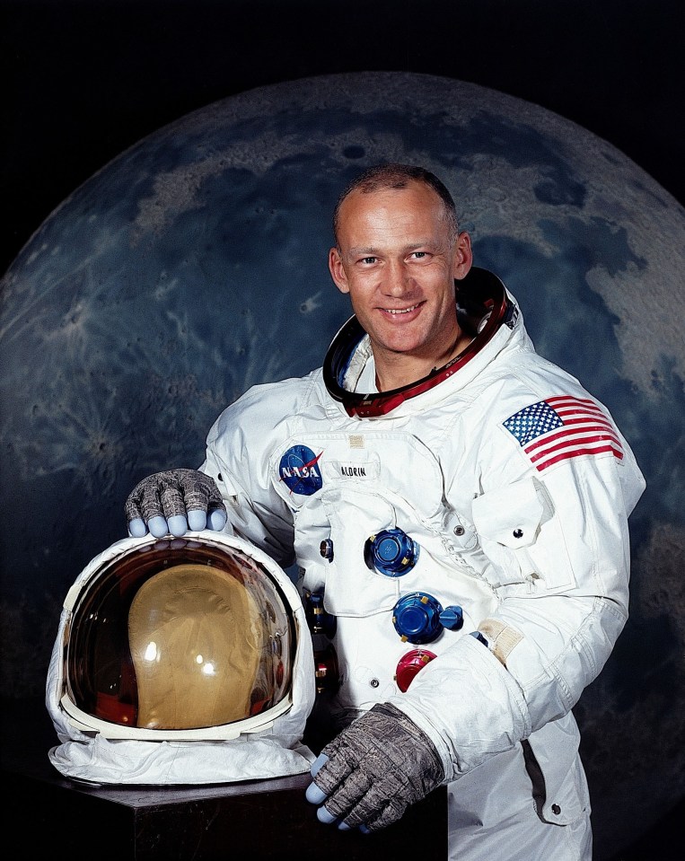  Reports suggest that Buzz Aldrin could have seen a spacecraft during his time on Apollo 11