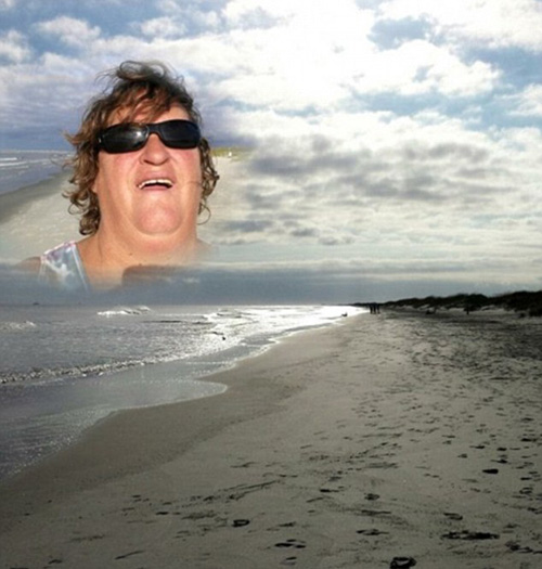 This bizarre Photoshop saw one woman add herself to a sandy scene 