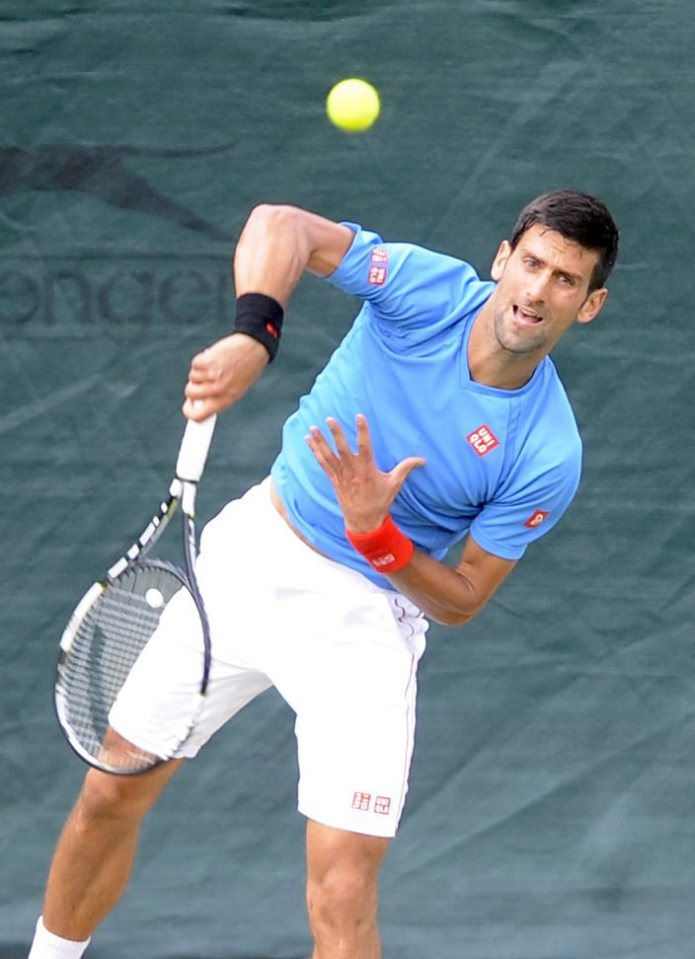  Novak Djokovic will arrive on foot after being banned from riding bike