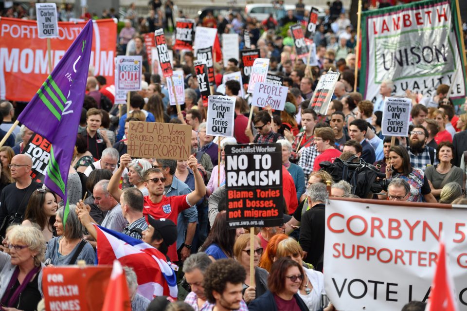  Thousands of people turned up at a rally outside Parliament yesterday to show their support for the beleaguered Labour leader