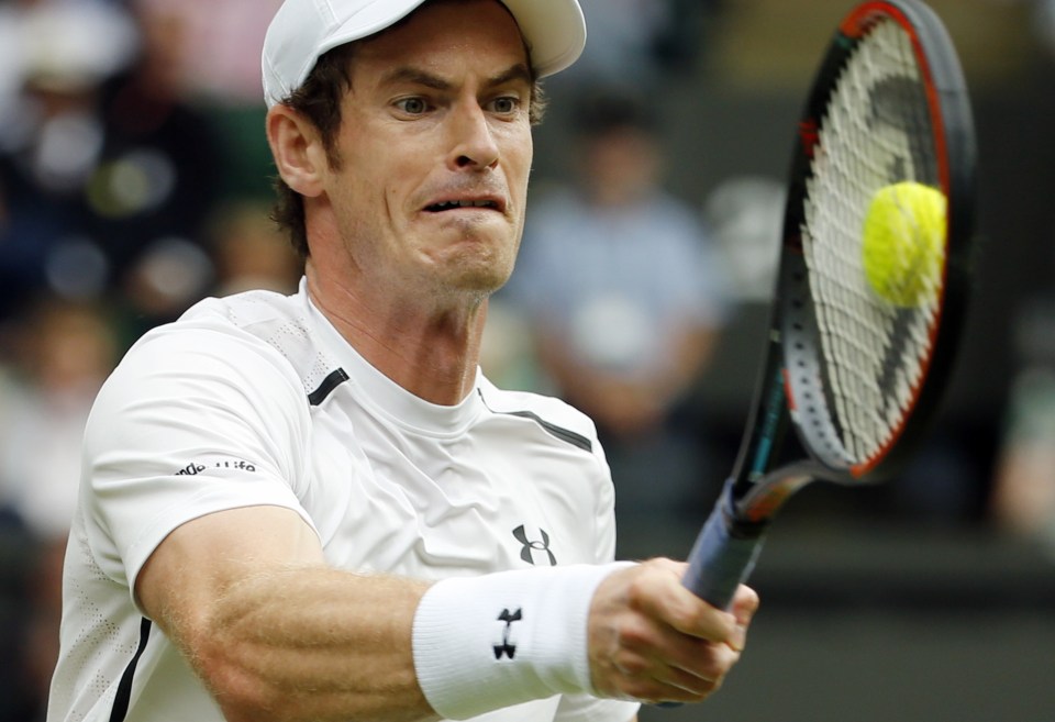  Andy Murray has hit back in the opening set and now leads 4-3