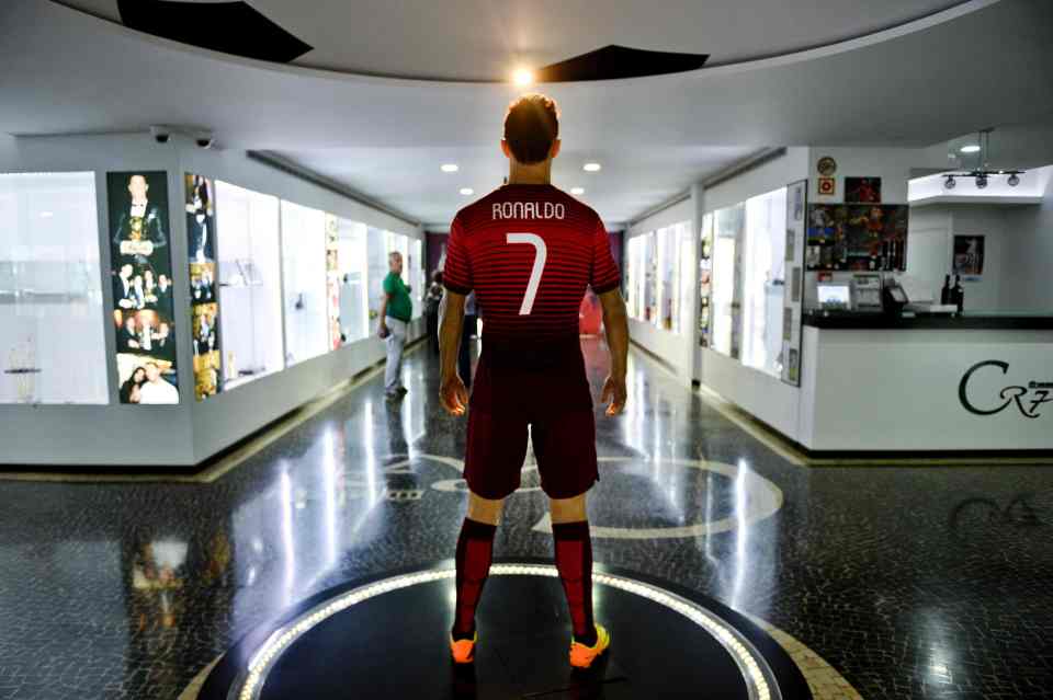 Cristiano RThe museum features over 170 trophies and medals from various stages of Ronaldo's career onaldo's museum features over 170 trophies and medals