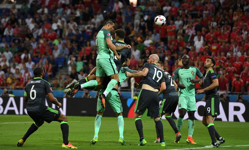 Cristiano Ronaldo's brilliant jump from a short corner