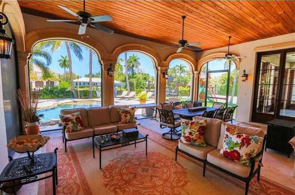  Basketball legend Scottie Pippen is having trouble selling his beautiful Florida home