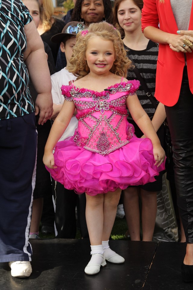  Alana was so popular in Toddlers & Tiaras that she landed herself her own show