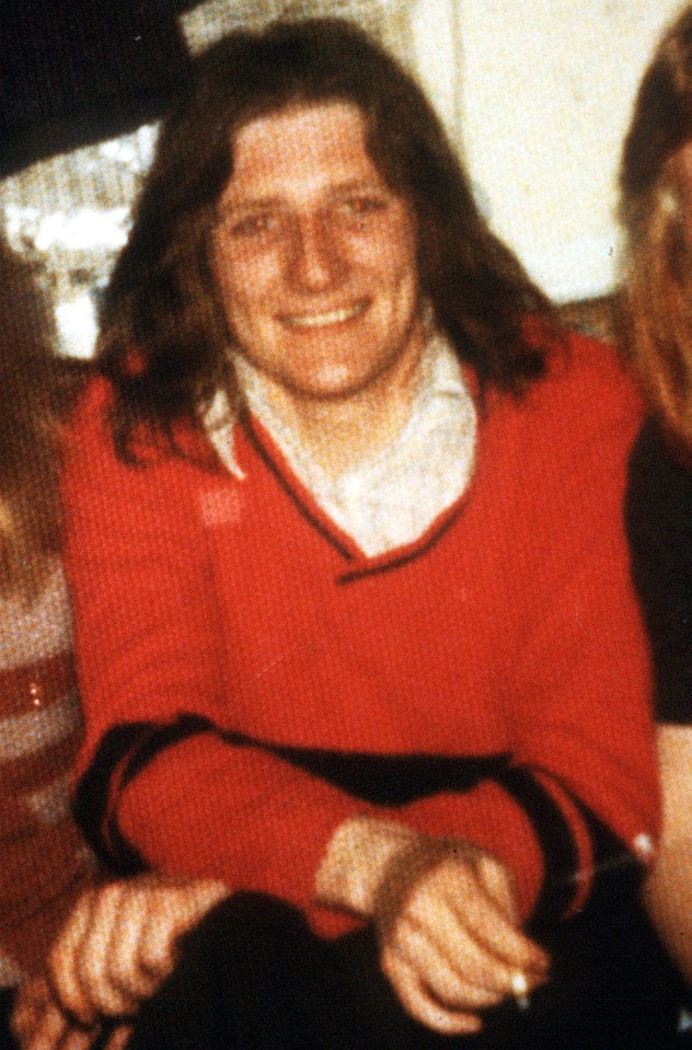  More than 100,000 people attended hunger striker Bobby Sands' funeral in Belfast