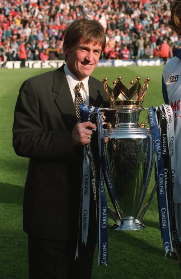 14 MAY 1995: BLACKBURN ROVERS MANAGER KENNY DALGLISH CELEBRATES WITH THE TROPHY AFTER BLACKBURN ROVERS WIN THE FA CARLING PREMIERSHIP TROPHY DESPITE LOSING 1-2 TO LIVERPOOL IN THEIR FA PREMIERSHIP MATCH AT ANFIELD, LIVERPOOL TODAY. Mandatory Credit: Allsport UK/ALLSPORT