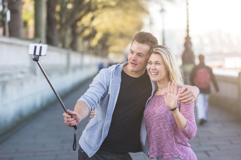  No more messing around with the selfie stick for you