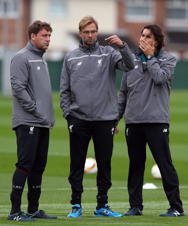  Jurgen Klopp and his assistants Peter Krawietz l) and Zeljko Buvac need smoking rooms