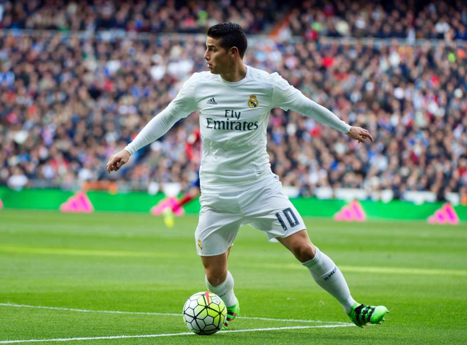 Marca claims the Hammers are interested in Real Madrids James Rodriguez