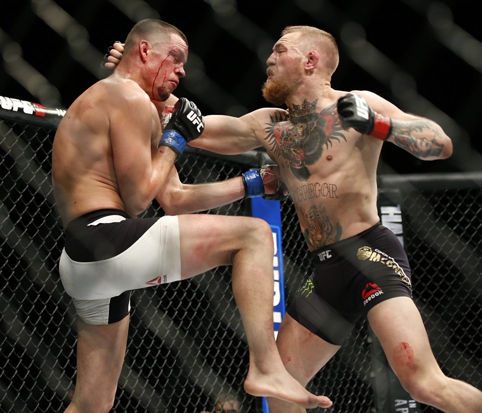 Conor McGregor would easily beat Amir Khan, according to Wayne McCullogh