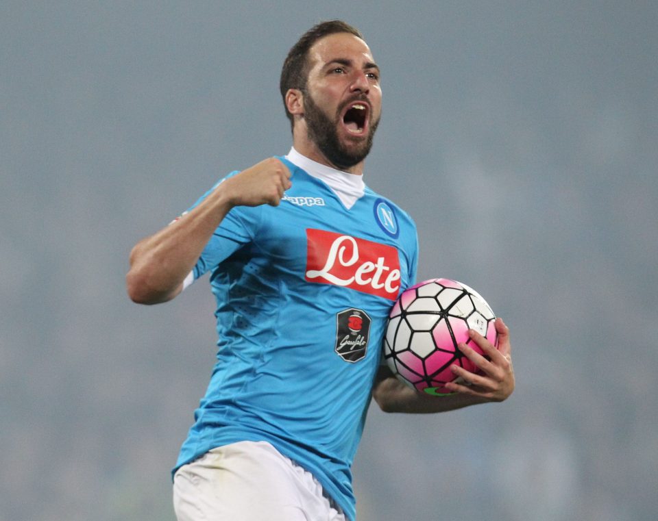 Atletico Madrid are ready to launch an all-out assault for Gonzalo Higuain