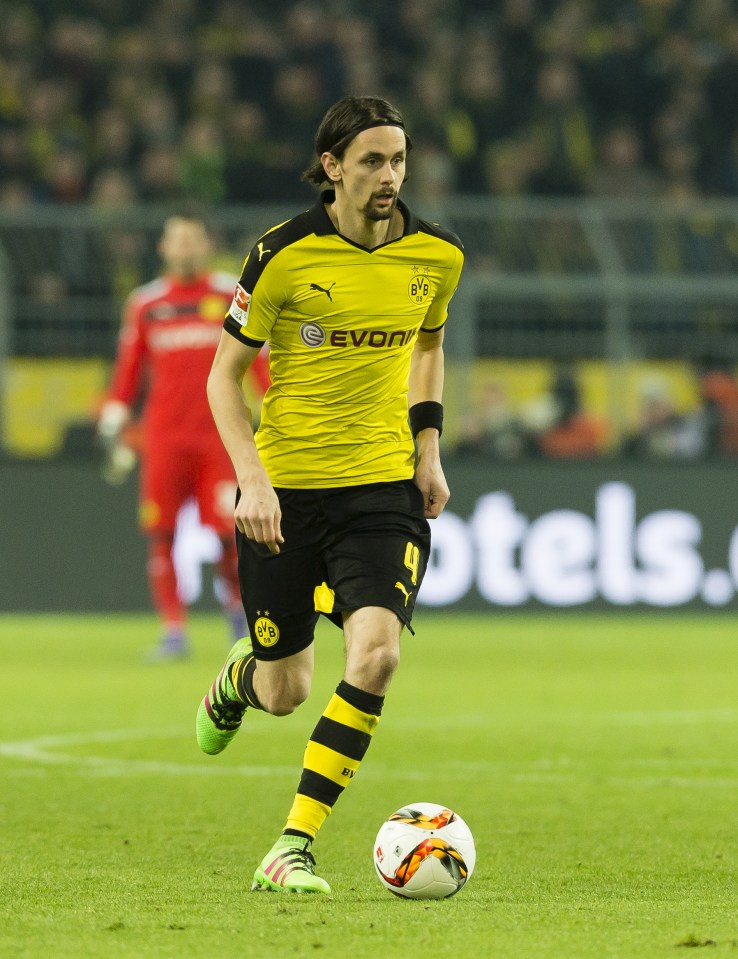 Borussia Dortmund defender Neven Subotic has failed his medical ahead of Boro move