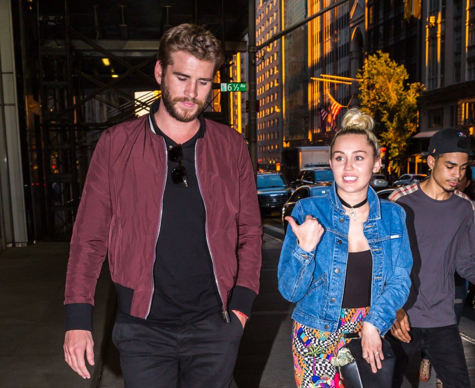  Miley Cyrus and Liam Hemsworth after a romantic evening together in New York