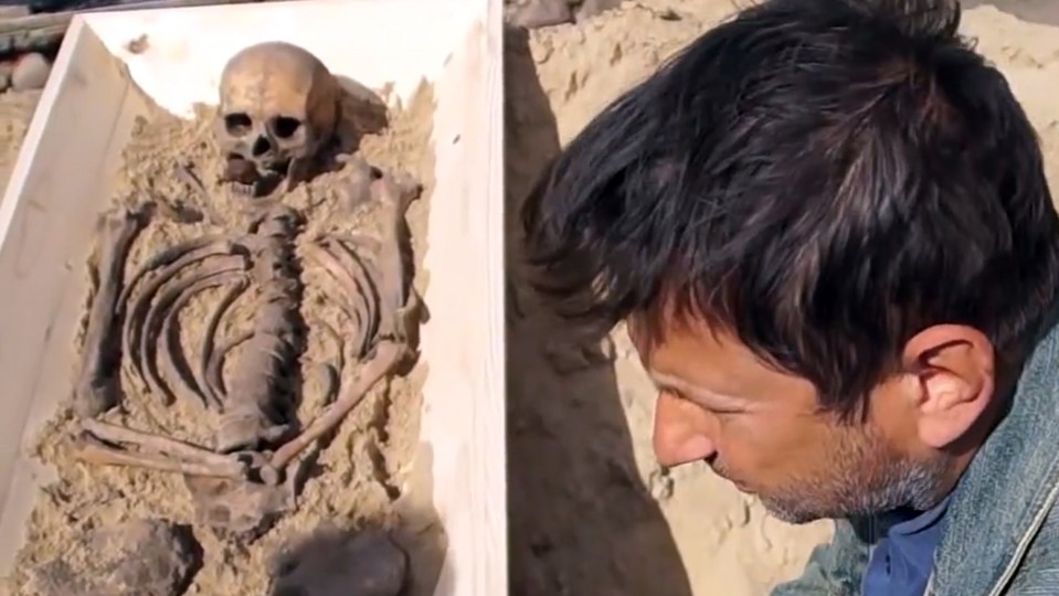 The skeleton bears all the hallmarks of a historic vampire burial, from the jaw to the limbs