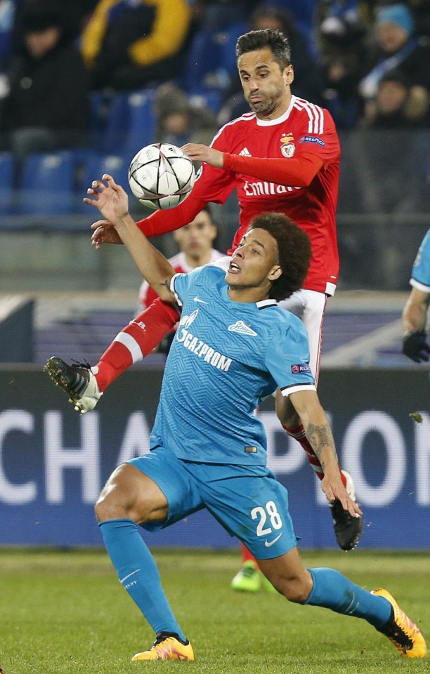  Zenit midfielder Axel Witsel will cost Everton £30million