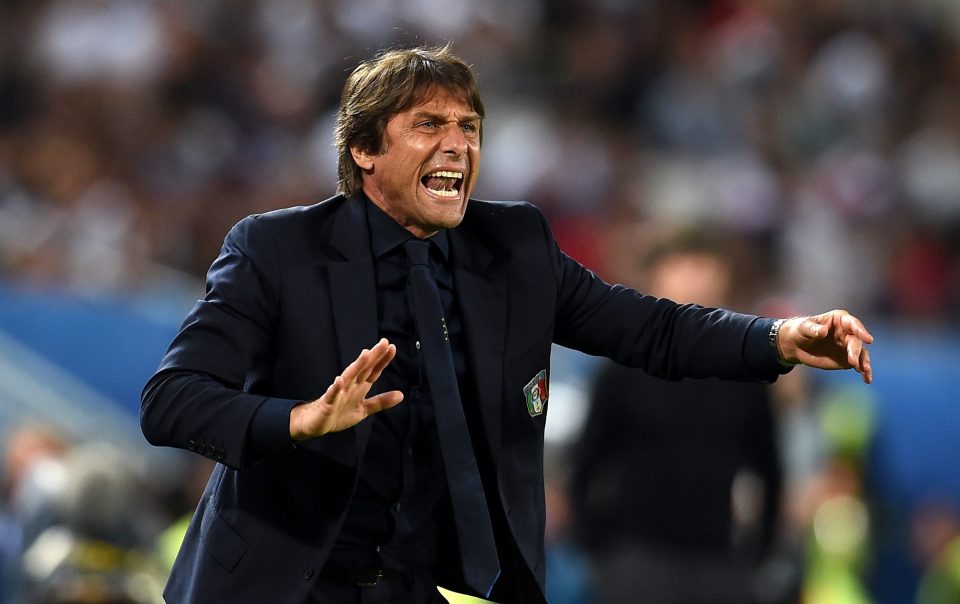 Chelsea boss Antonio Conte appears to be leading the race for his signature in England