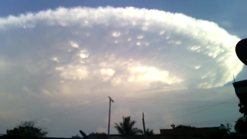 The cumulus cloud was formed due to a change in pressure