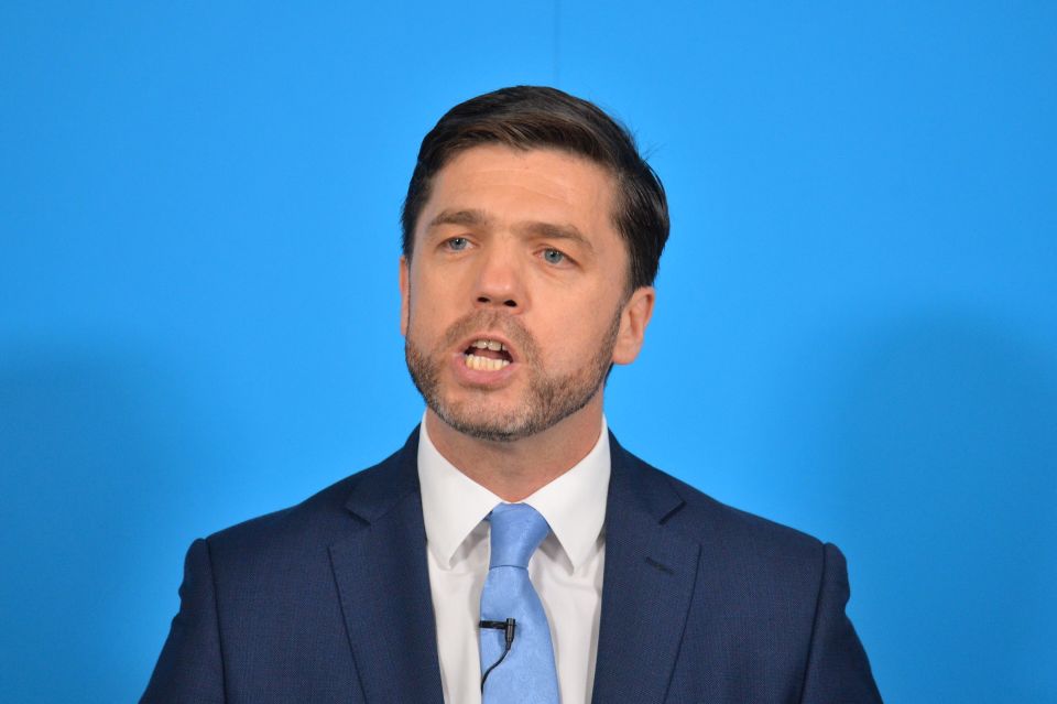  Nowhere to run ... Stephen Crabb has pulled out of the race with no hope any more of victory