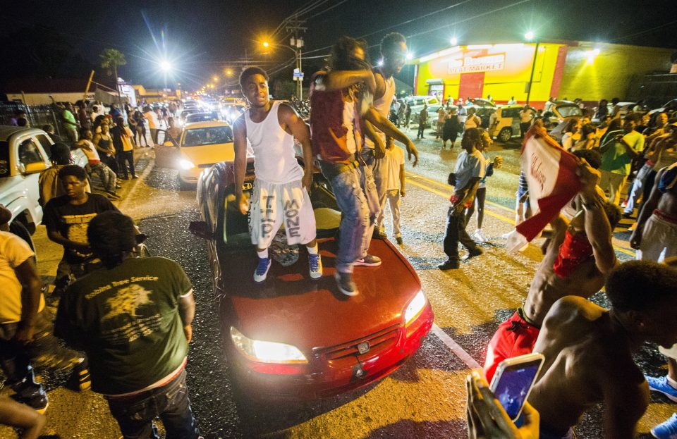  Police did not attend the Baton Rouge protest, which blocked the streets