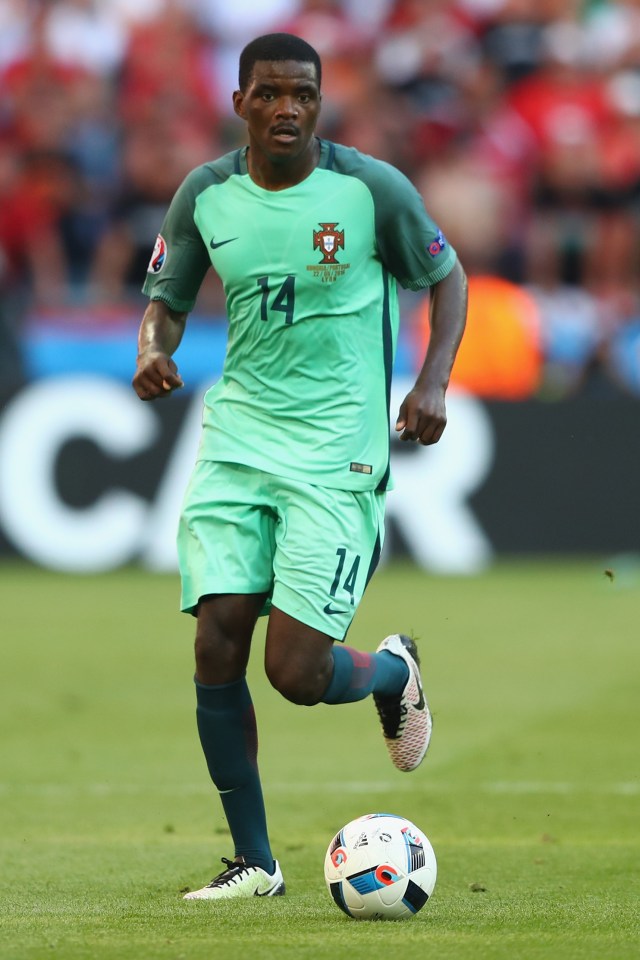  Portugal international and Sporting Lisbon midfielder William Carvalho is a target