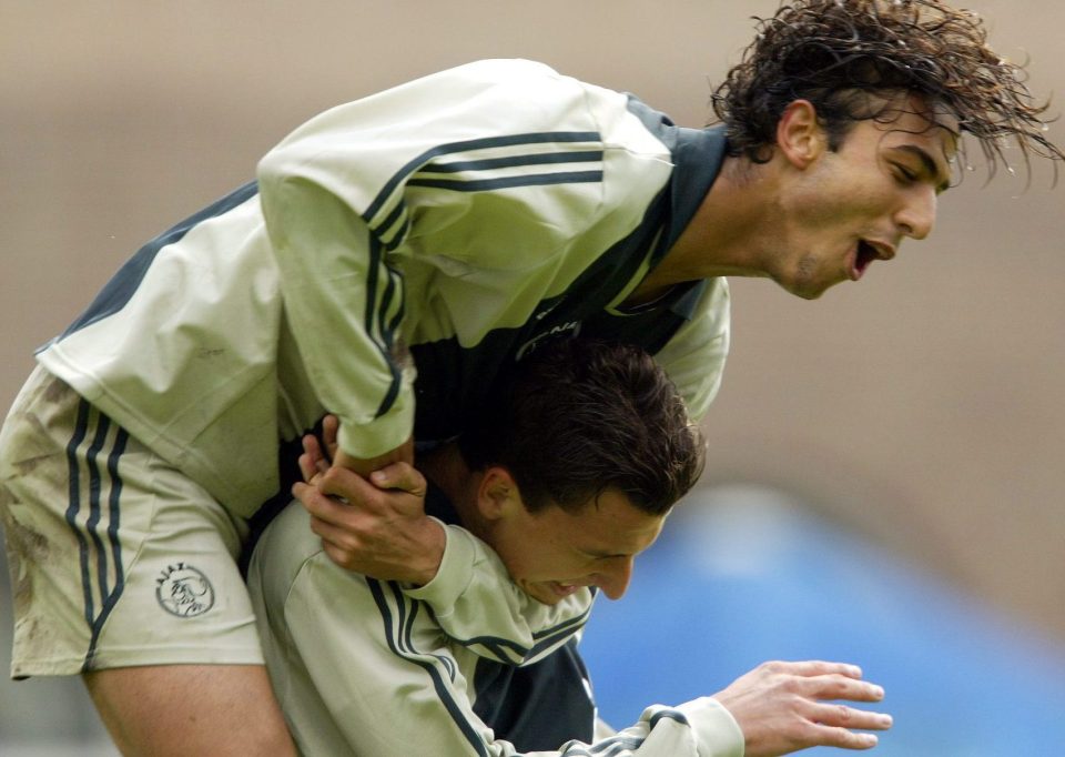 Zlatran Ibrahimovic climbs on Mido