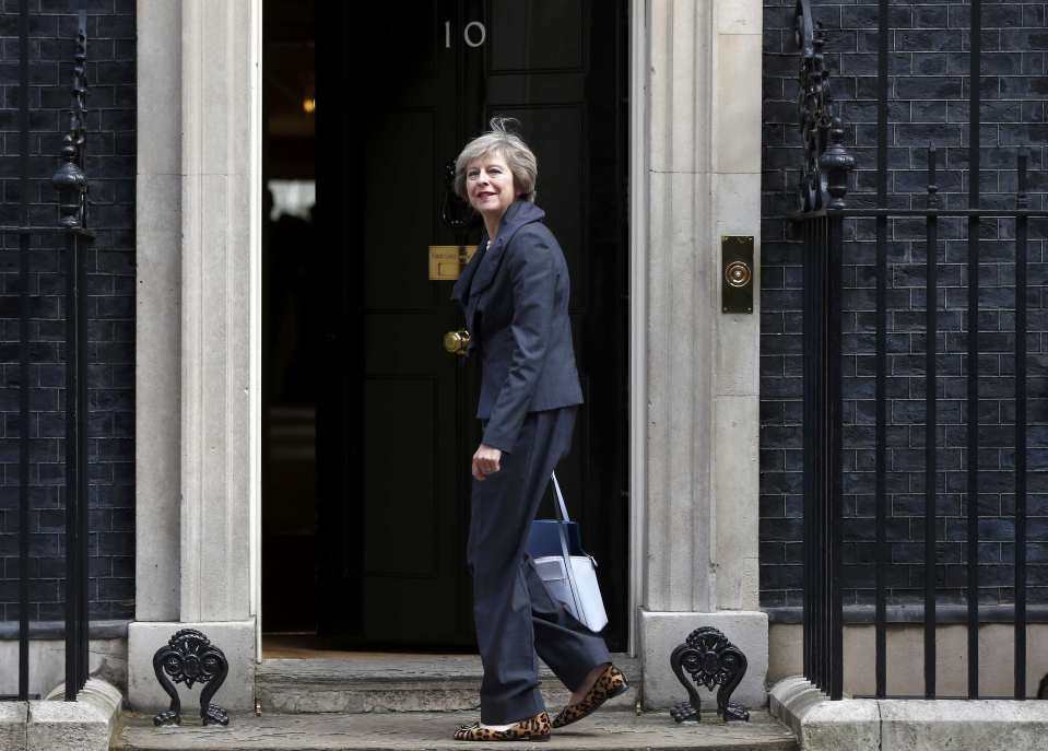  Theresa May steps into No10 a day before it becomes her new home