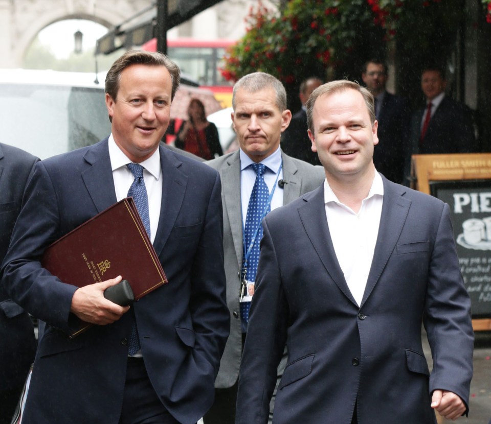 David Cameron with spin chief Craig Oliver who received a knighthood in Cameron's resignation honours