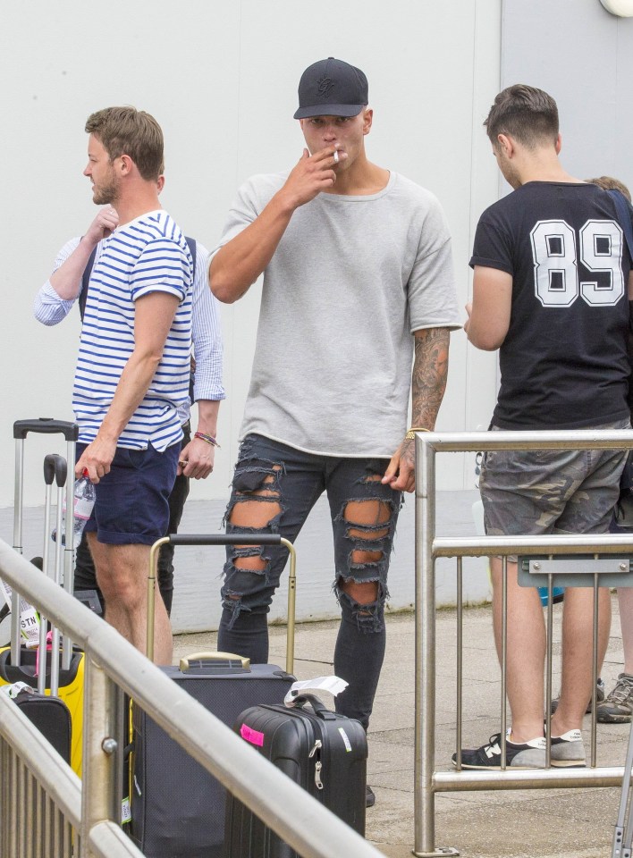 The boys nipped out for a cigarette break