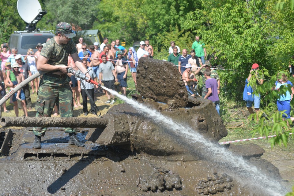  The tank was found in 6m of water in one of Russia's main rivers