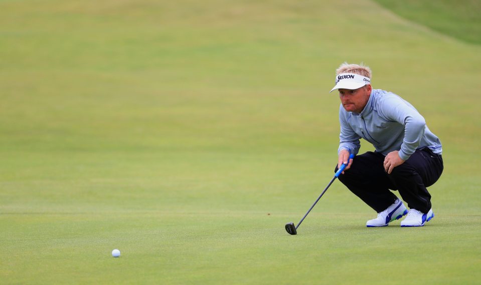 TROON, SCOTLAND - JULY 15: Soren Kjeldsen of Denmark lines up a putt on the 6th green during the second round on day two of the 145th Open Championship at Royal Troon on July 15, 2016 in Troon, Scotland. (Photo by Matthew Lewis/Getty Images)