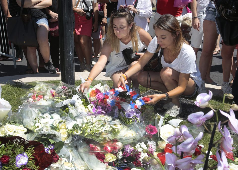  People queued to read messages left on tributes following the Bastille day attack