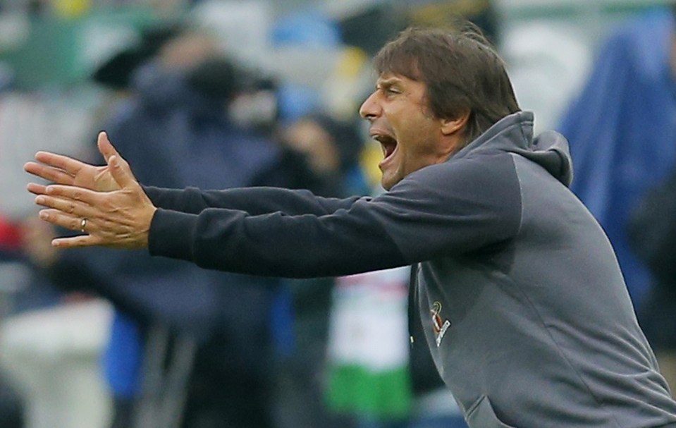 Football Soccer - Rapid Vienna v Chelsea - Pre Season Friendly - Allianz Stadion, Vienna, Austria - 16/7/16 Chelsea manager Antonio Conte Action Images via Reuters / Heinz-Peter Bader Livepic EDITORIAL USE ONLY.