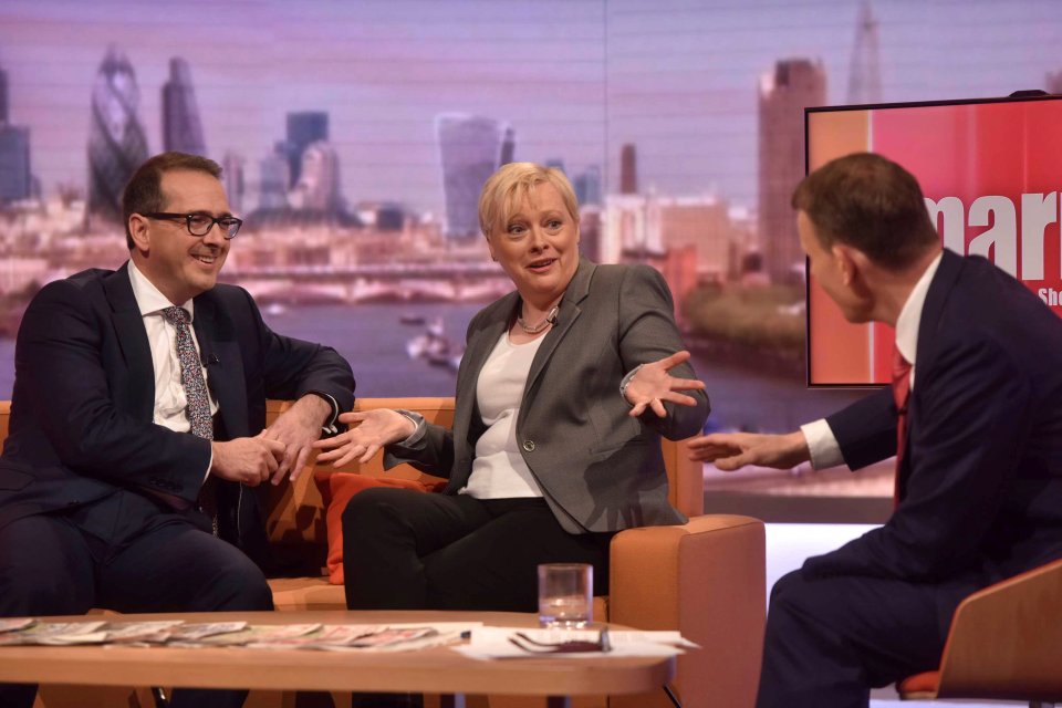  Labour heavyweights only want one candidate out of Owen Smith and Angela Eagle to go up against Jeremy Corbyn