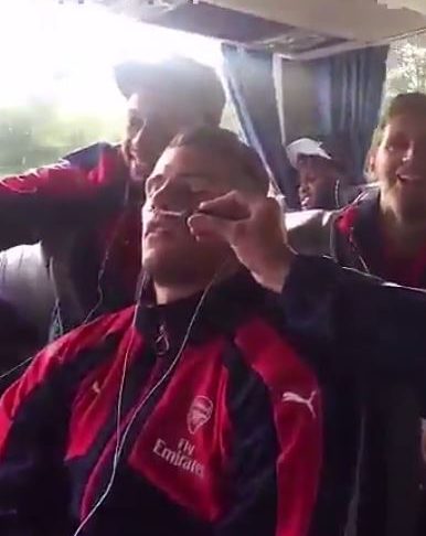  Arsenal players prank sleeping Granit Xaka on the team bus