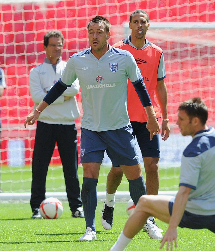  Fabio Capello had to choose between John Terry and Rio Ferdinand for captaincy