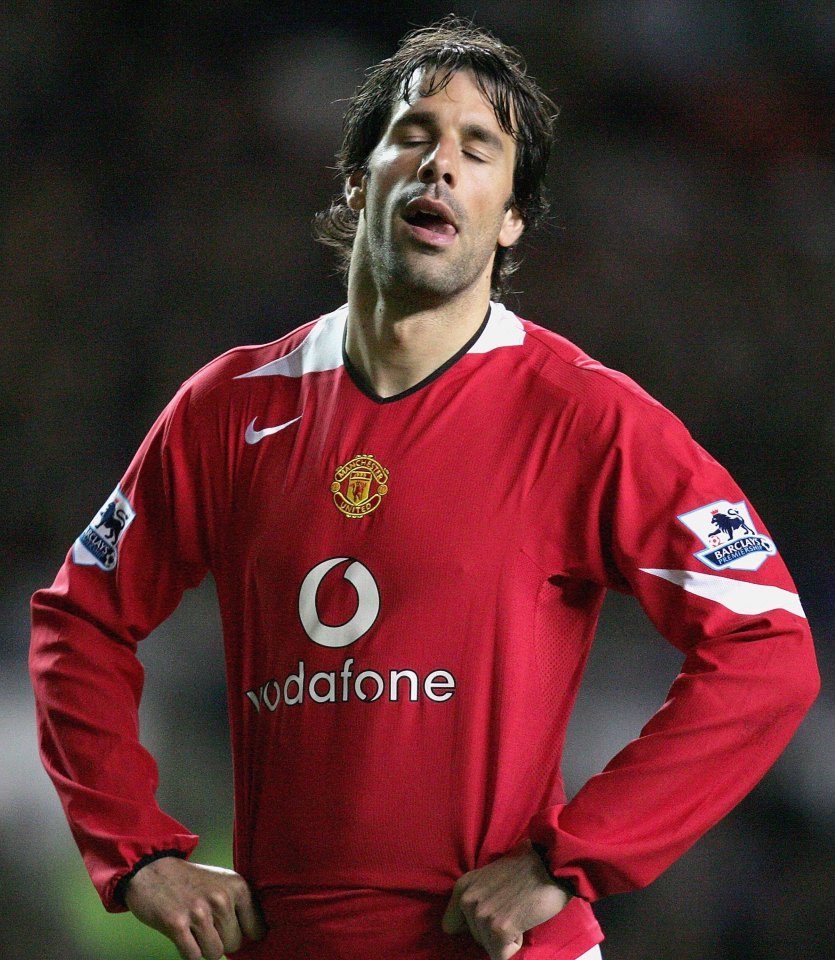 MANCHESTER, ENGLAND - MAY 1: Ruud van Nistelrooy of Manchester United looks disappointed at missing a penalty during the Barclays Premiership match between Manchester United and Middlesbrough at Old Trafford on May 1, 2006 in Manchester, England. (Photo by John Peters/Manchester United via Getty Images)