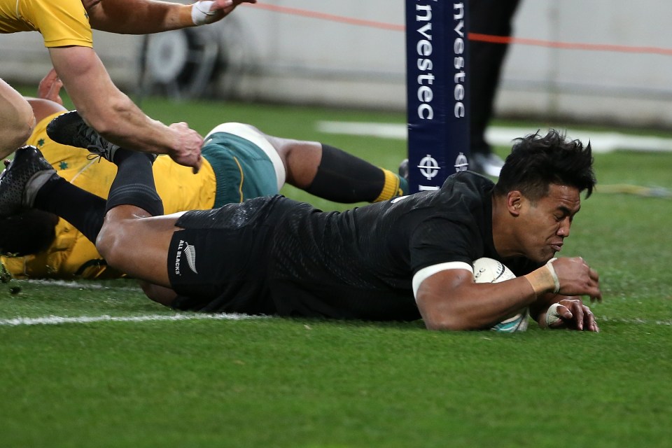 Julian Savea touches down brilliantly in the corner as the All Blacks take control of the Bledisloe Cup test