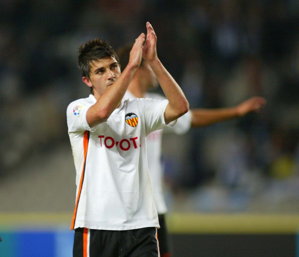 BARCELONA, SPAIN - NOVEMBER 5: David Villa of Valencia gestures during the match between Espanyol and Valencia, of La Liga, on November 2006, played at the Lluis Companys stadium in Barcelona, Spain. (Photo by Bagu Blanco/Getty Images).