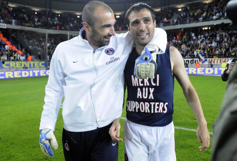  Pauleta celebrates Paris Saint-Germain's survival in Ligue 1 back in 2008