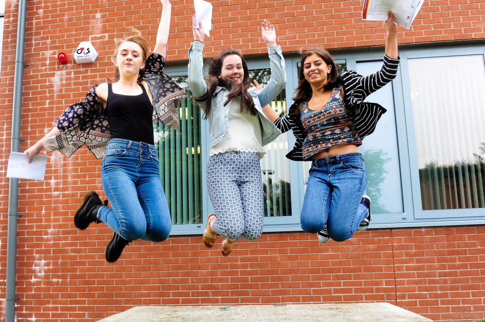  GCSE results day doesn't have to be a stress! Simply follow this handy guide