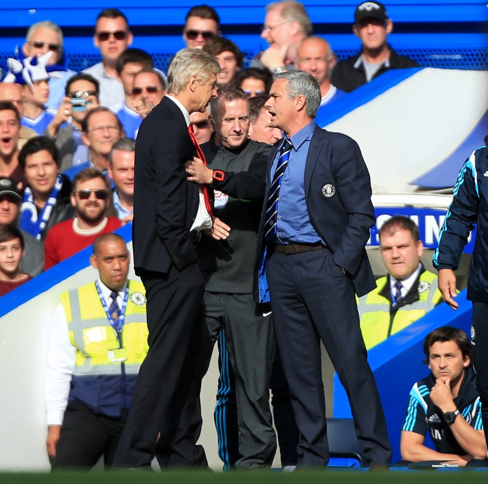  Jose Mourinho and Arsene Wenger come to blows at Stamford bridge