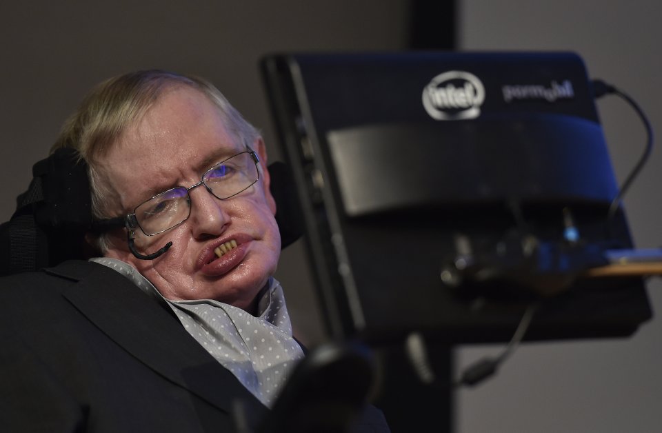  Dhruv out-performed British scientist and theoretical physicist Stephen Hawking on the test