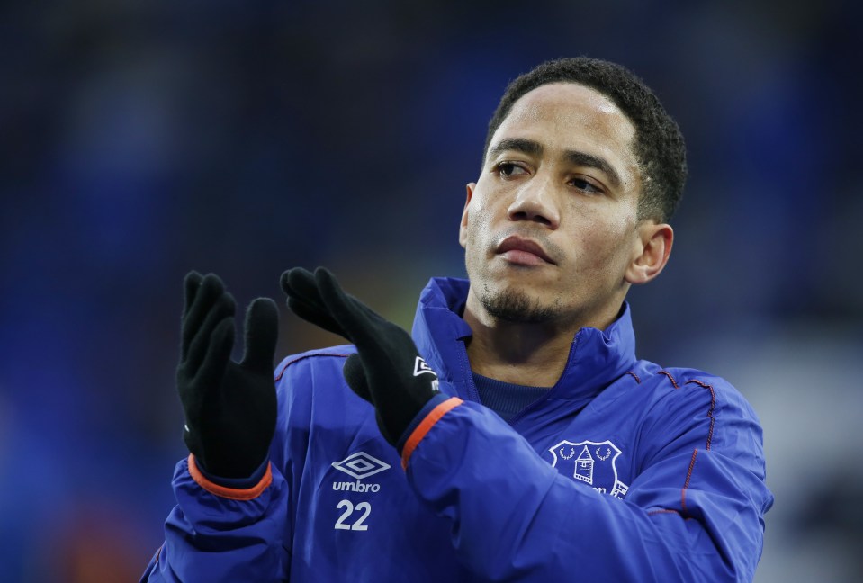  Steven Pienaar wants to link up with old boss David Moyes at Sunderland