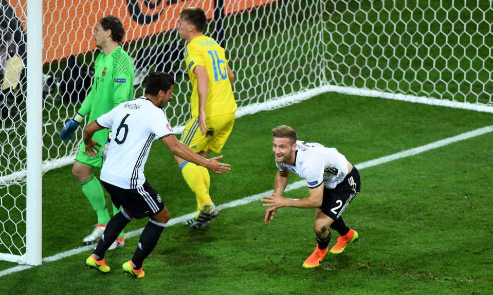 Germany defender Shkodran Mustafi has proved hard to recruit from Valencia