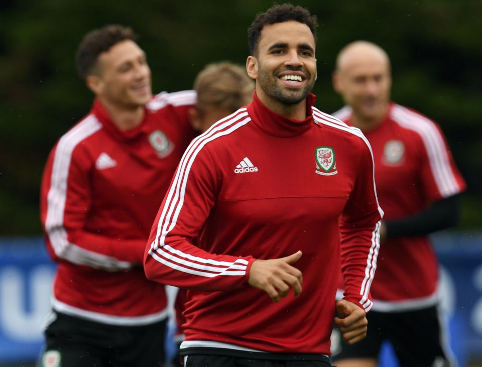  West Brom have signed Wales hero Hal Robson-Kanu on a free transfer