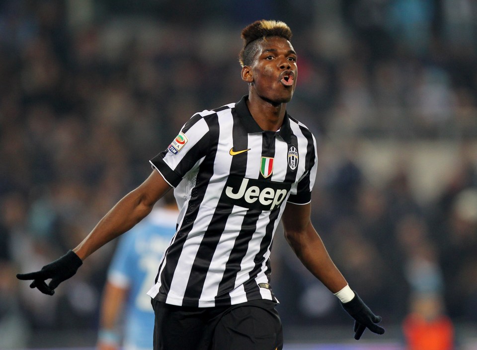  Paul Pogba is thought to have signed on the dotted line for Manchester United