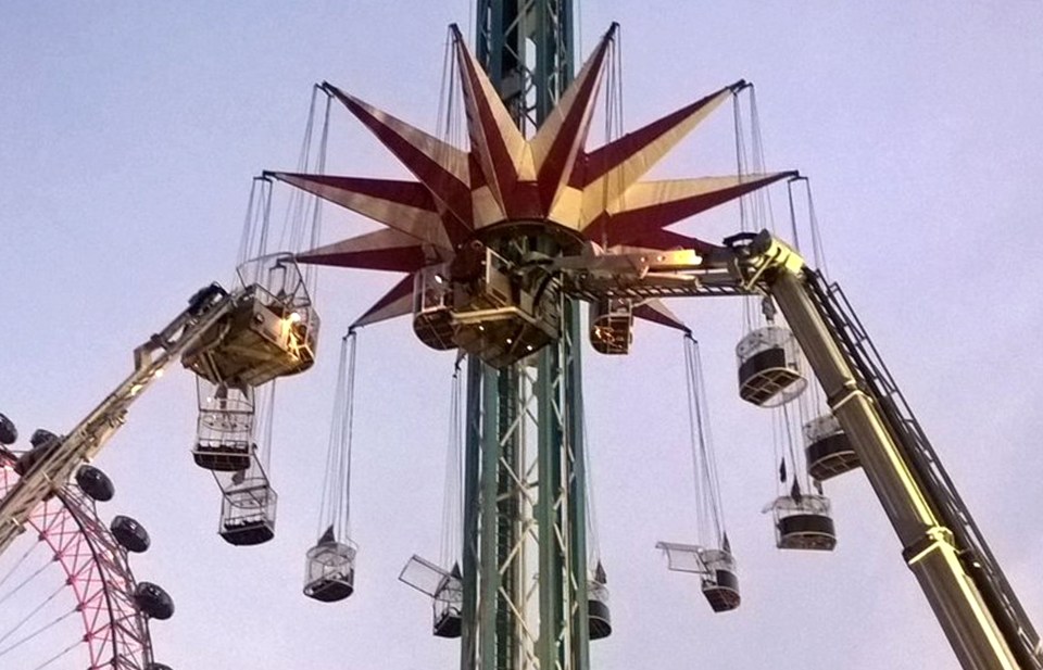  19 people were stuck on the Starflyer ride on London's South Bank