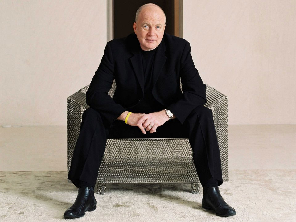  Saatchi & Saatchi chairman Kevin Roberts was suspended after saying women lack ambition