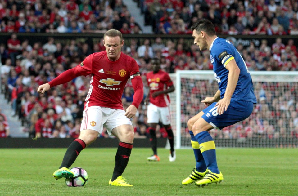  All eyes were on the United captain as he linked up the play in attack